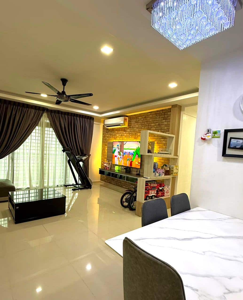 Condominium Mutiara Mas 1