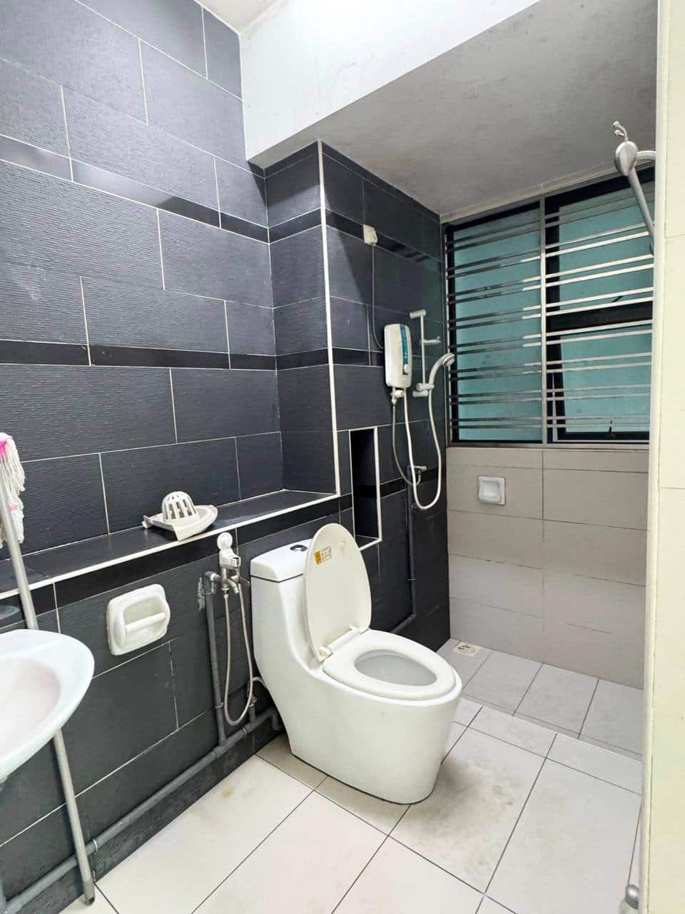 Apartment Bukit Indah 4