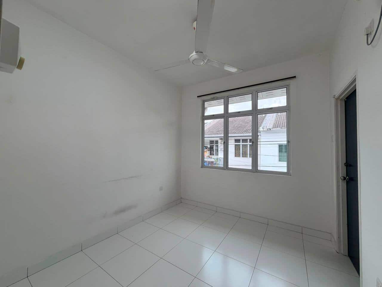 House Mutiara Utama 7
