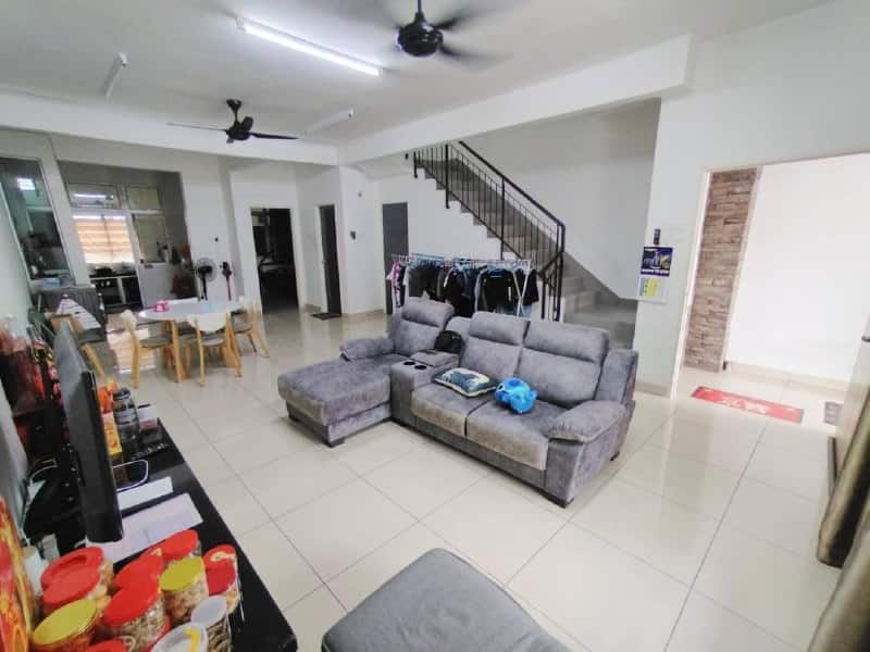 House Mutiara Utama