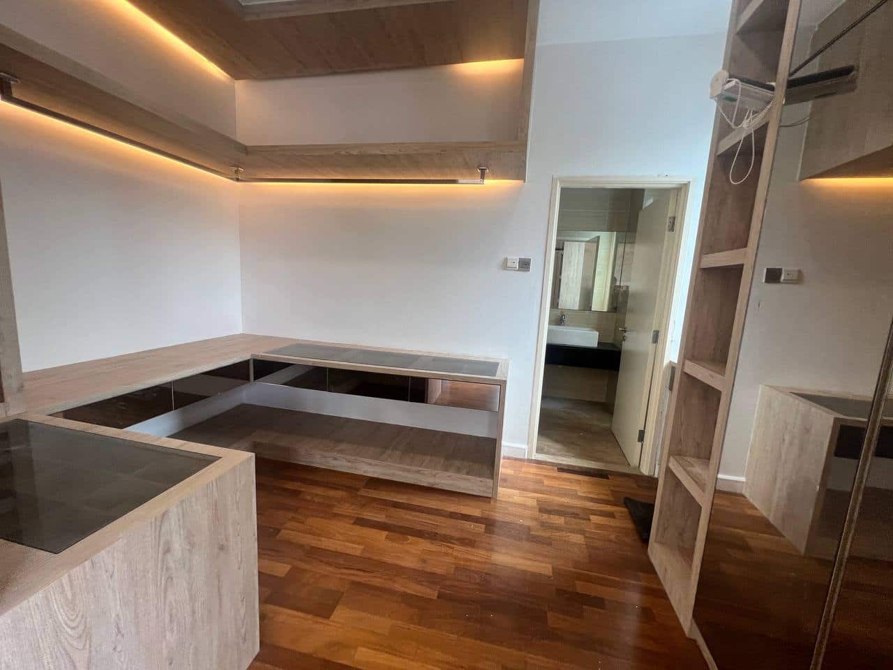 2-Storey Semi-D Taman Nusa idaman 6