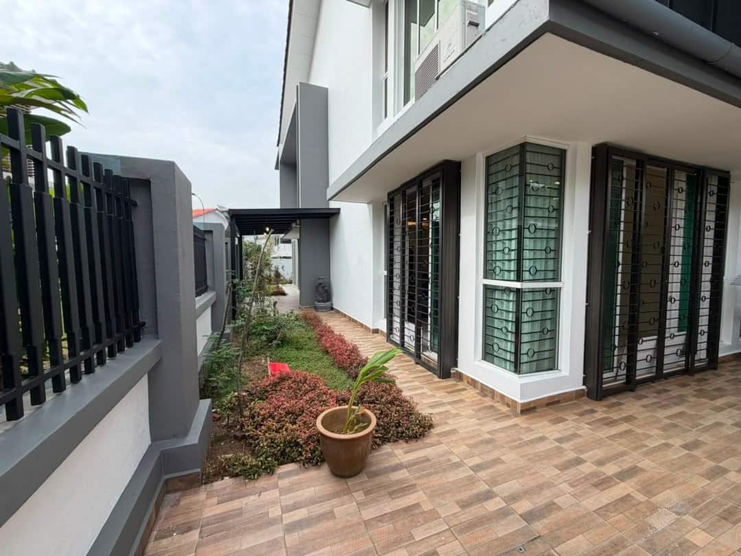 2-Storey Semi-D Bandar Dato Onn - Perjiranan 11 2