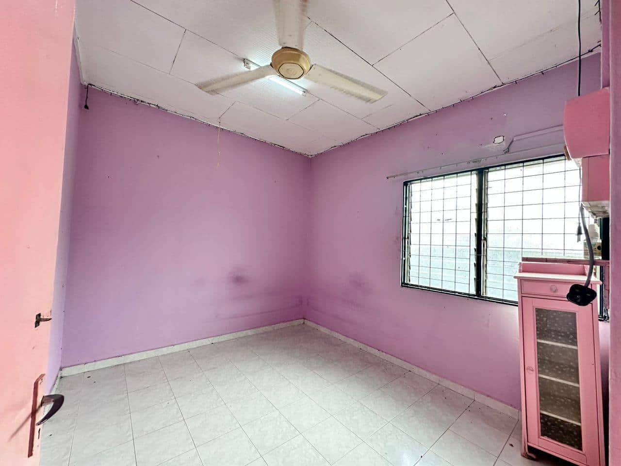Low Cost Flat Selesa Jaya 3