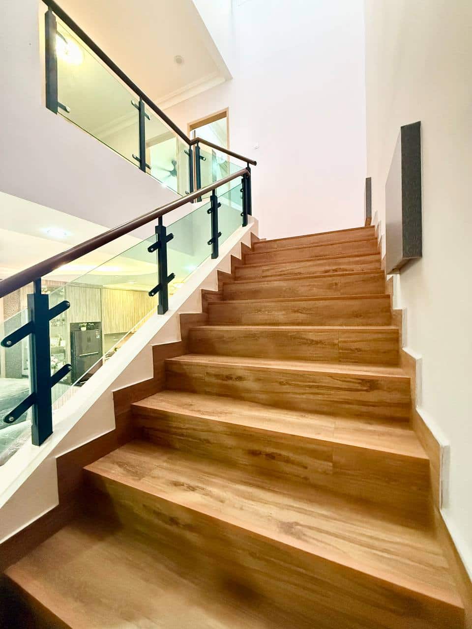 2-Storey Intermediate Terrace House Jade 2, Taman Seri Austin 5