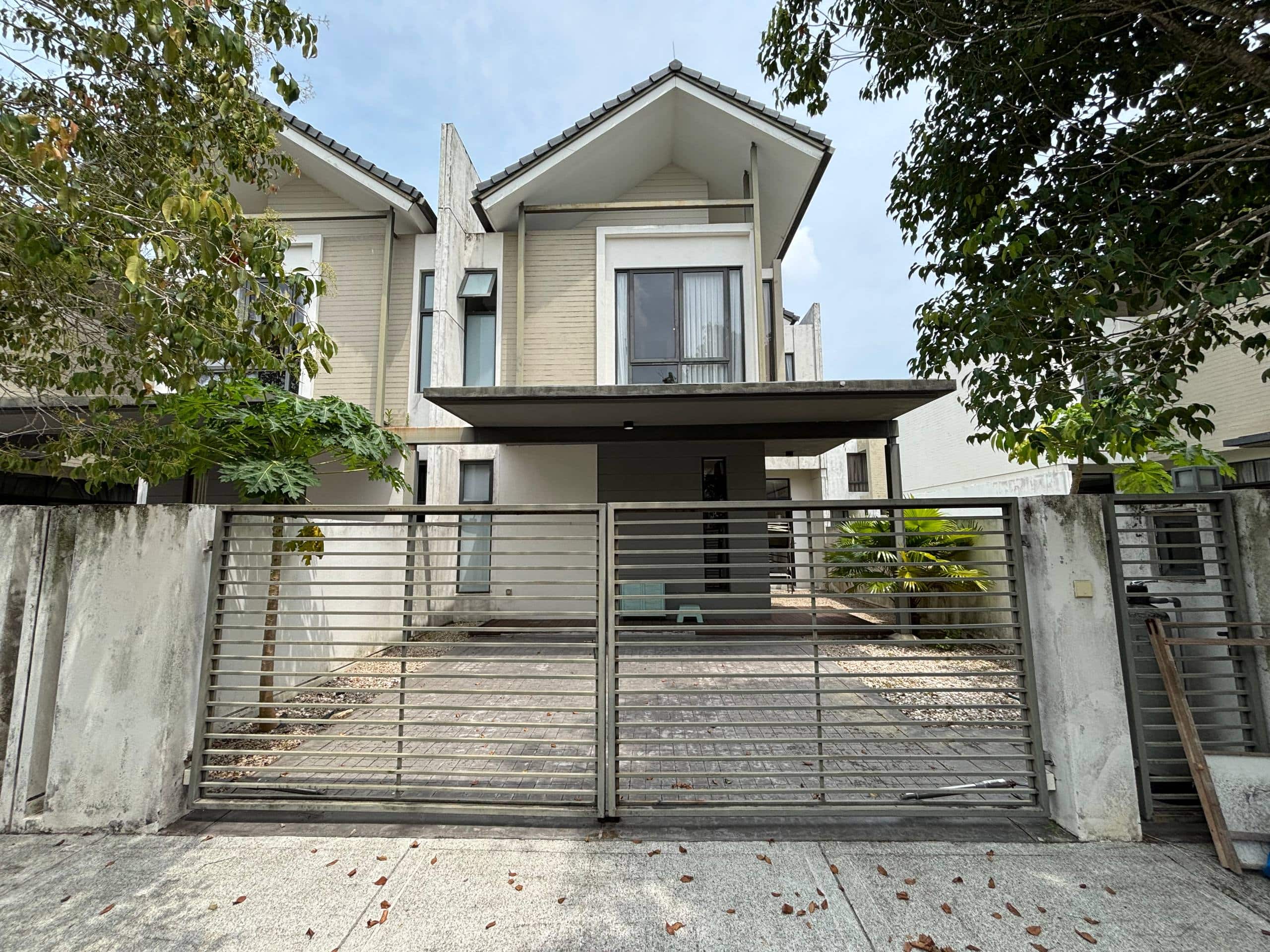 End Lot Terrace Avira Medini Iskandar 7