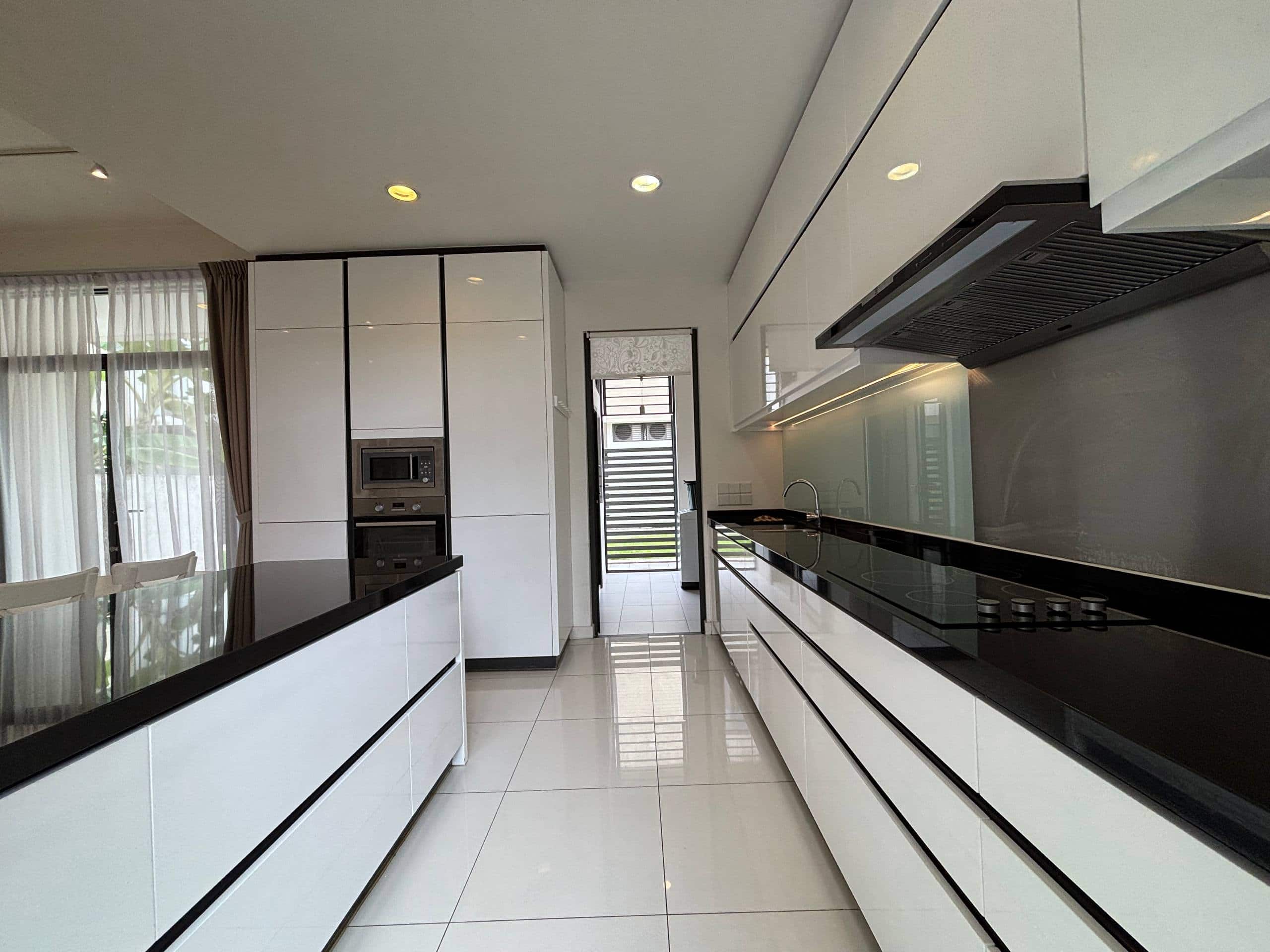 End Lot Terrace Avira Medini Iskandar 6