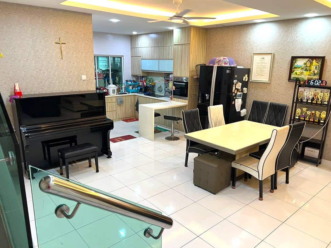 2-Storey Terrace House Bandar Dato Onn 3