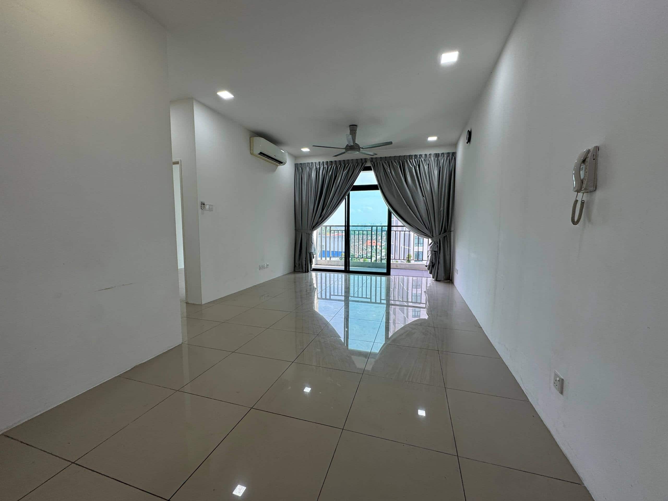 Condominium Taman Perling 1