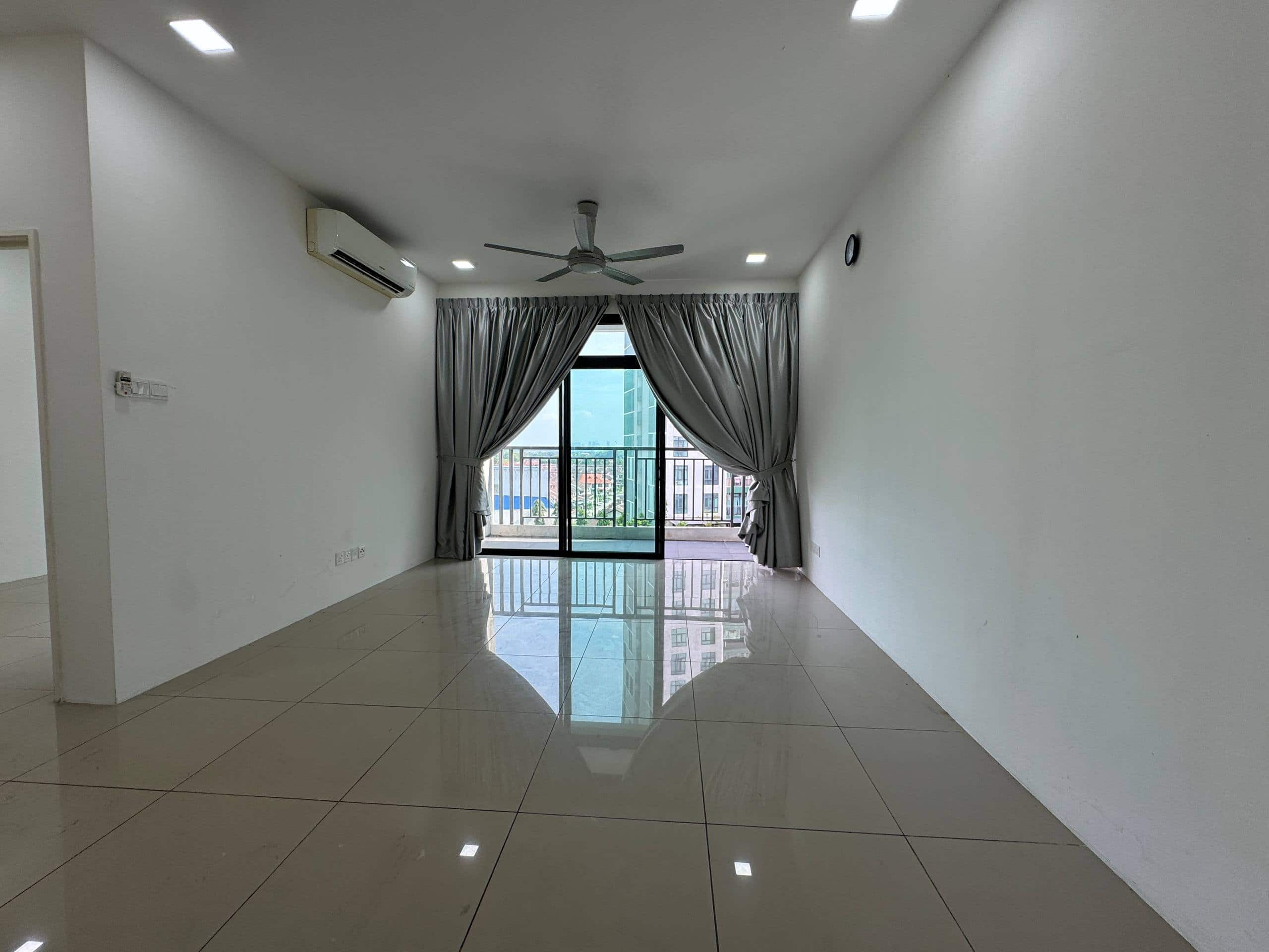Condominium Taman Perling 2
