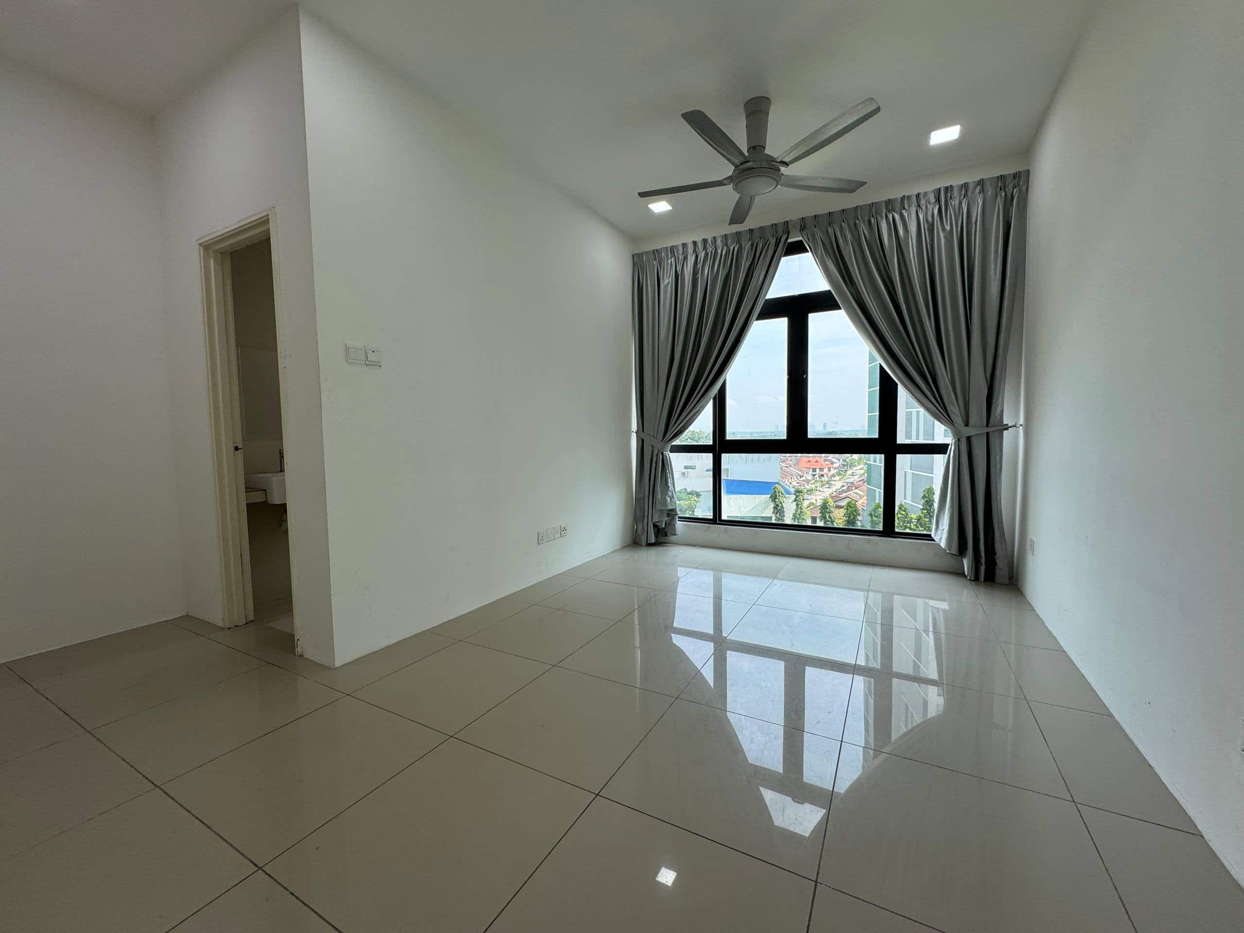 Condominium Taman Perling 3
