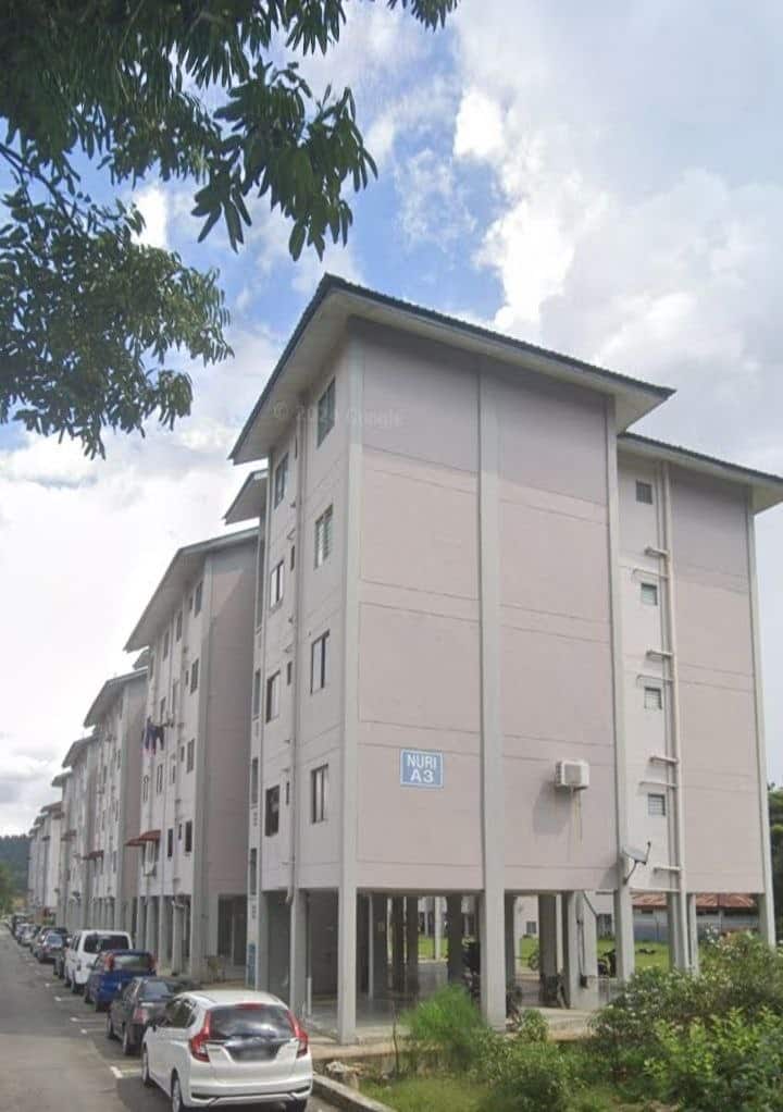 Flat Bandar Baru Kangkar Pulai 1