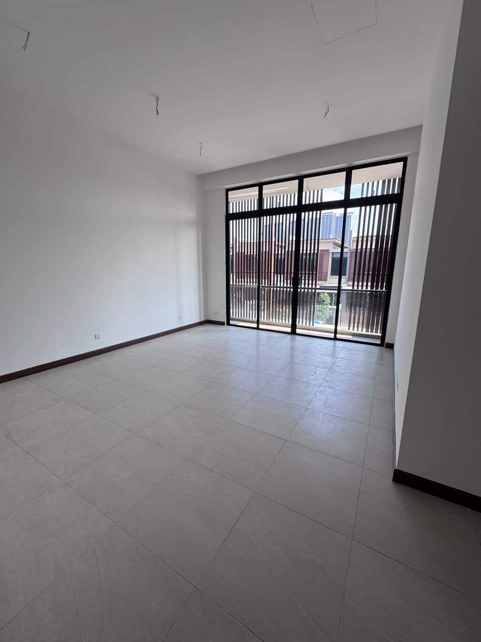 2-Storey Superlink Endlot Aurora Sentral 4
