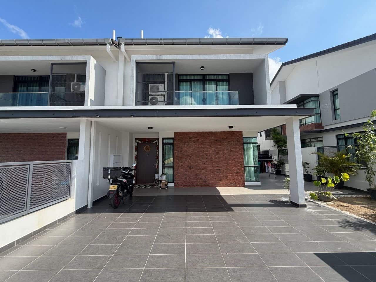 Double Storey Cluster House Gelang Patah 12