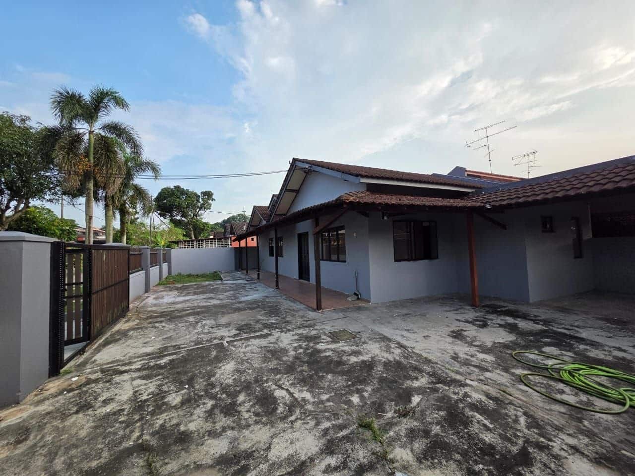 Single Storey Corner Taman Sri Tebrau 1