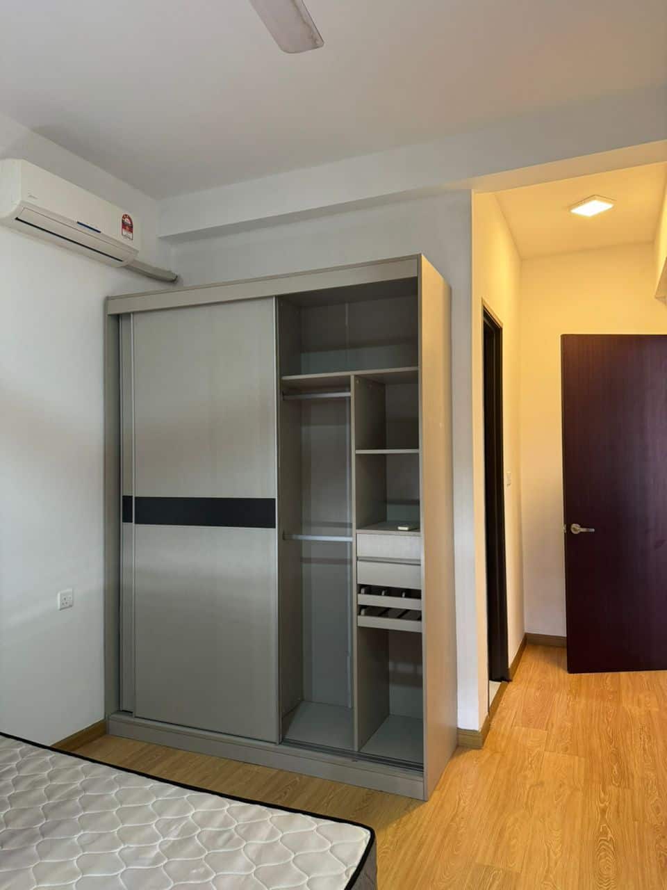 Condo Country Garden Danga Bay 5