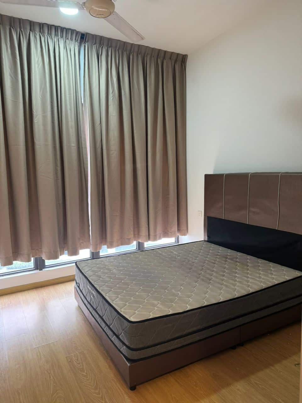 Condo Country Garden Danga Bay 4