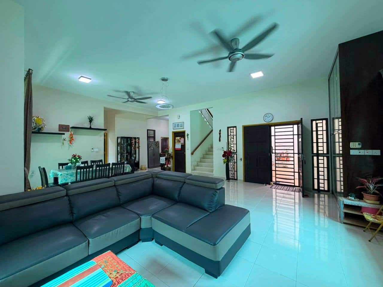 2-Storey Semi-D Endlot Nusa Idaman 3 2