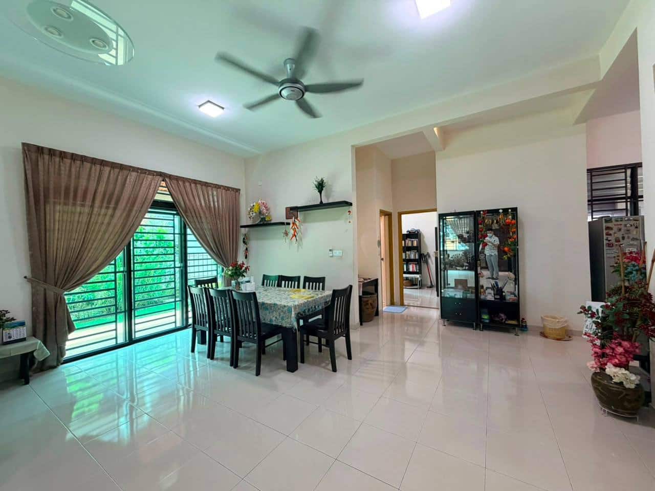 2-Storey Semi-D Endlot Nusa Idaman 3 6