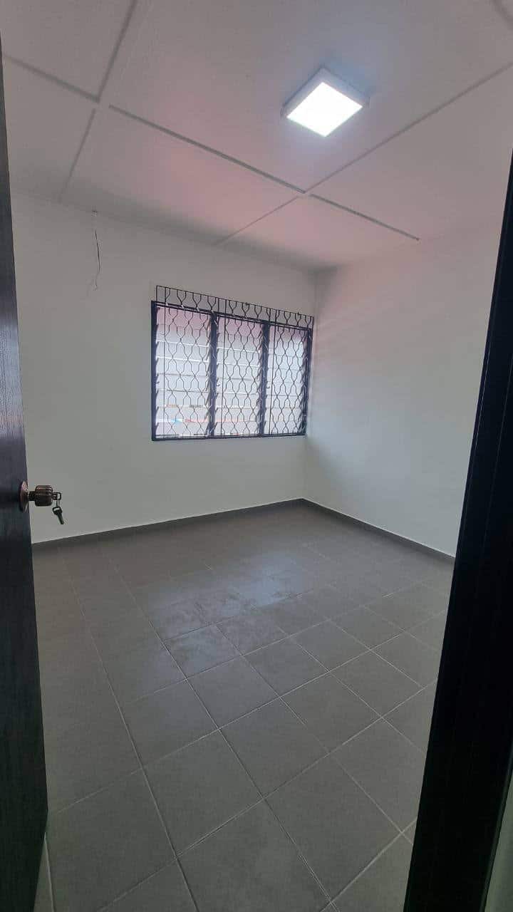Condominium Sutera Utama 5