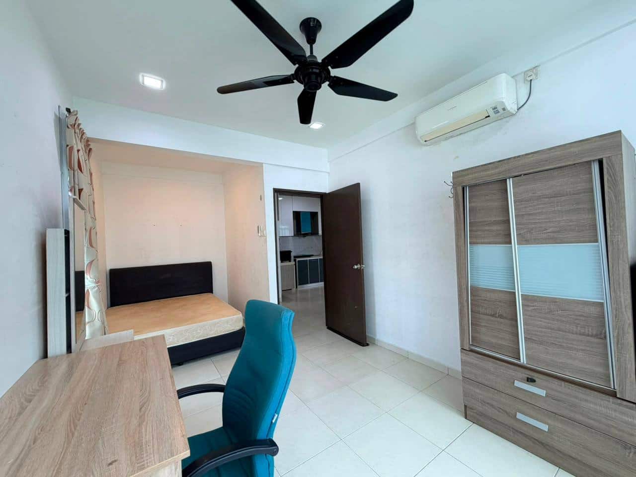 Condominium Mutiara Mas 7