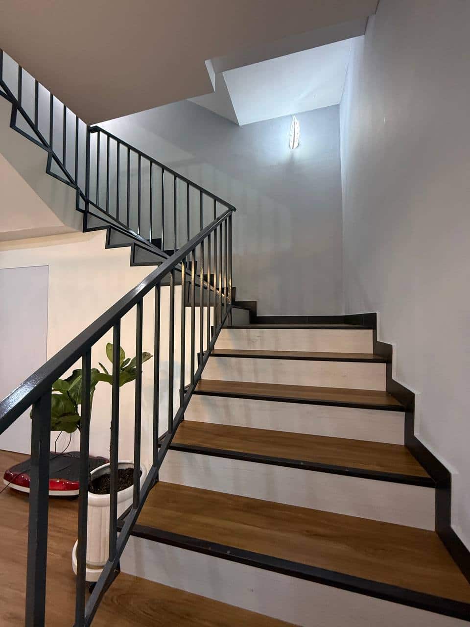 2.5-Storey Terrace House Pulai Mutiara 5