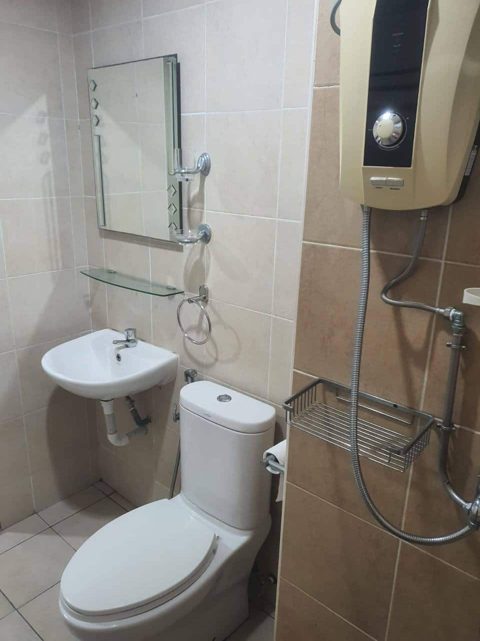 Condominium Golden Sands 9