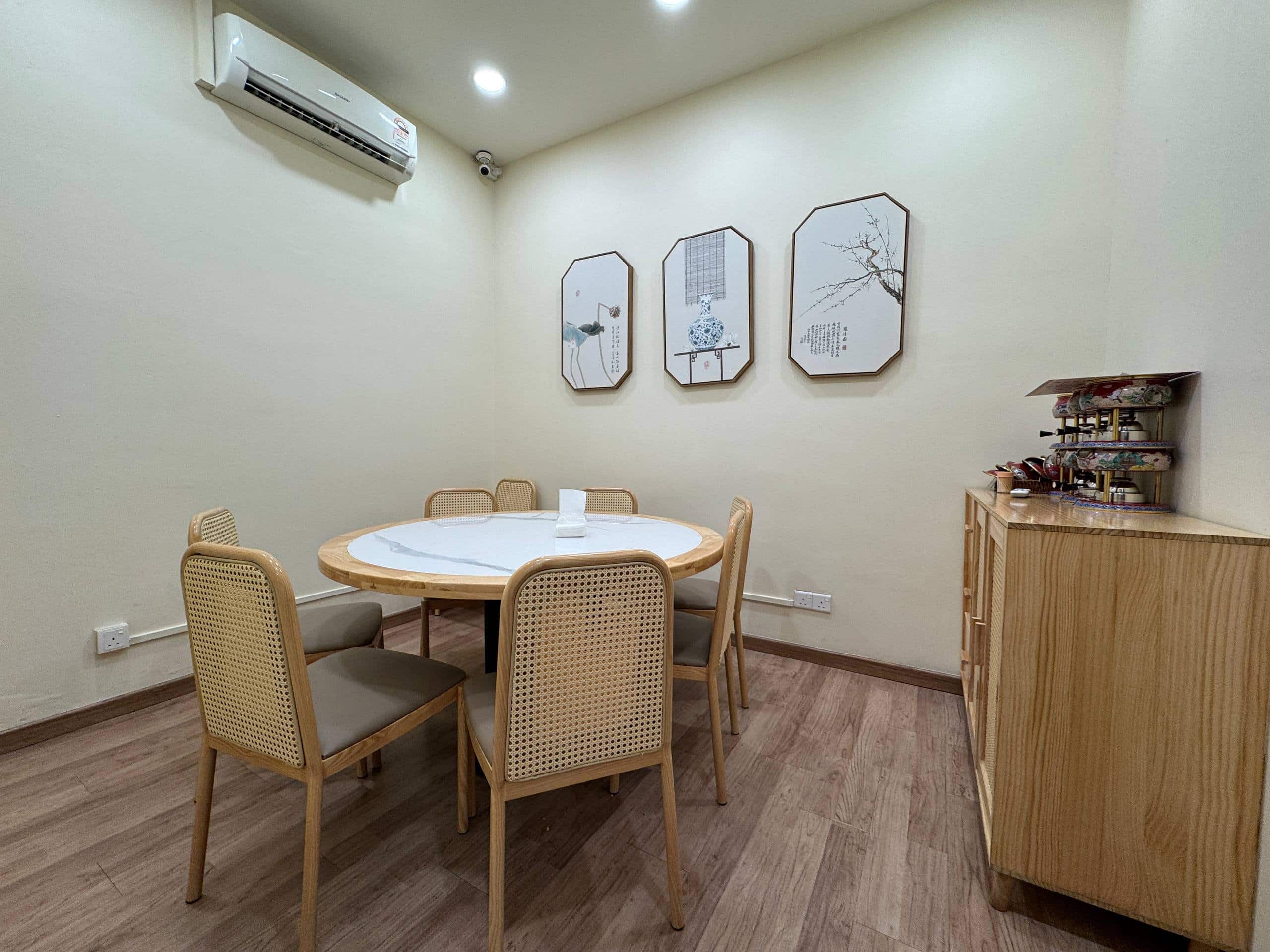 3-Storey Restaurant Eco Botanic 3