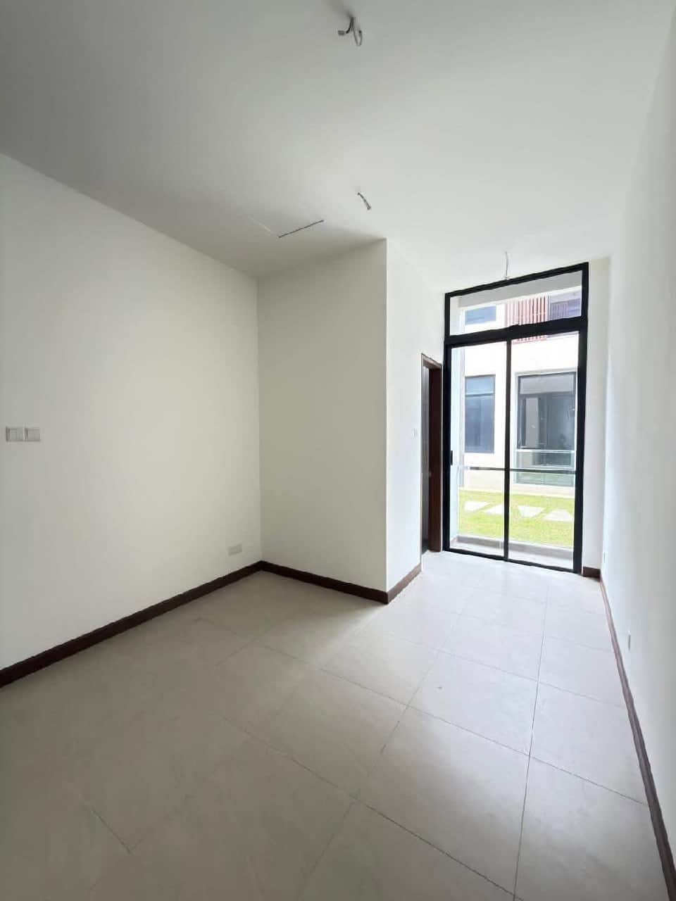 Double Storey Superlink House Aurora Sentral Resort Villas 5