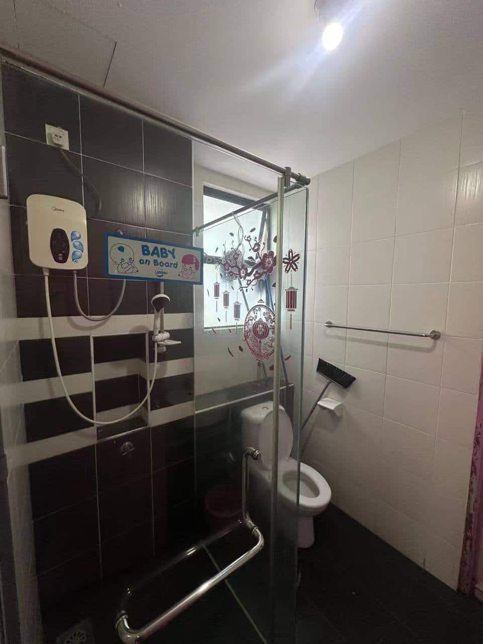 Service Apartment Seri Austin Residence 12