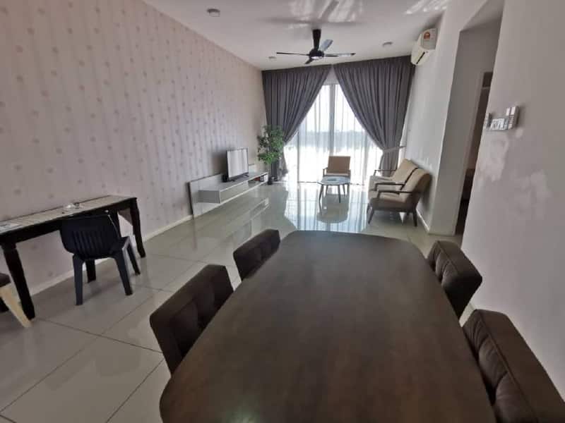 Water Edge Apartment Senibong Cove 3