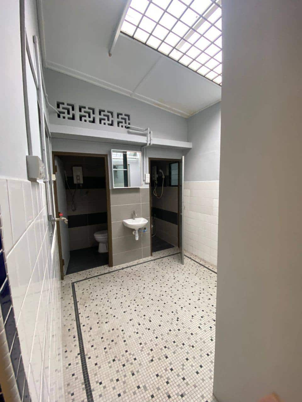Single Storey House Century Garden 8