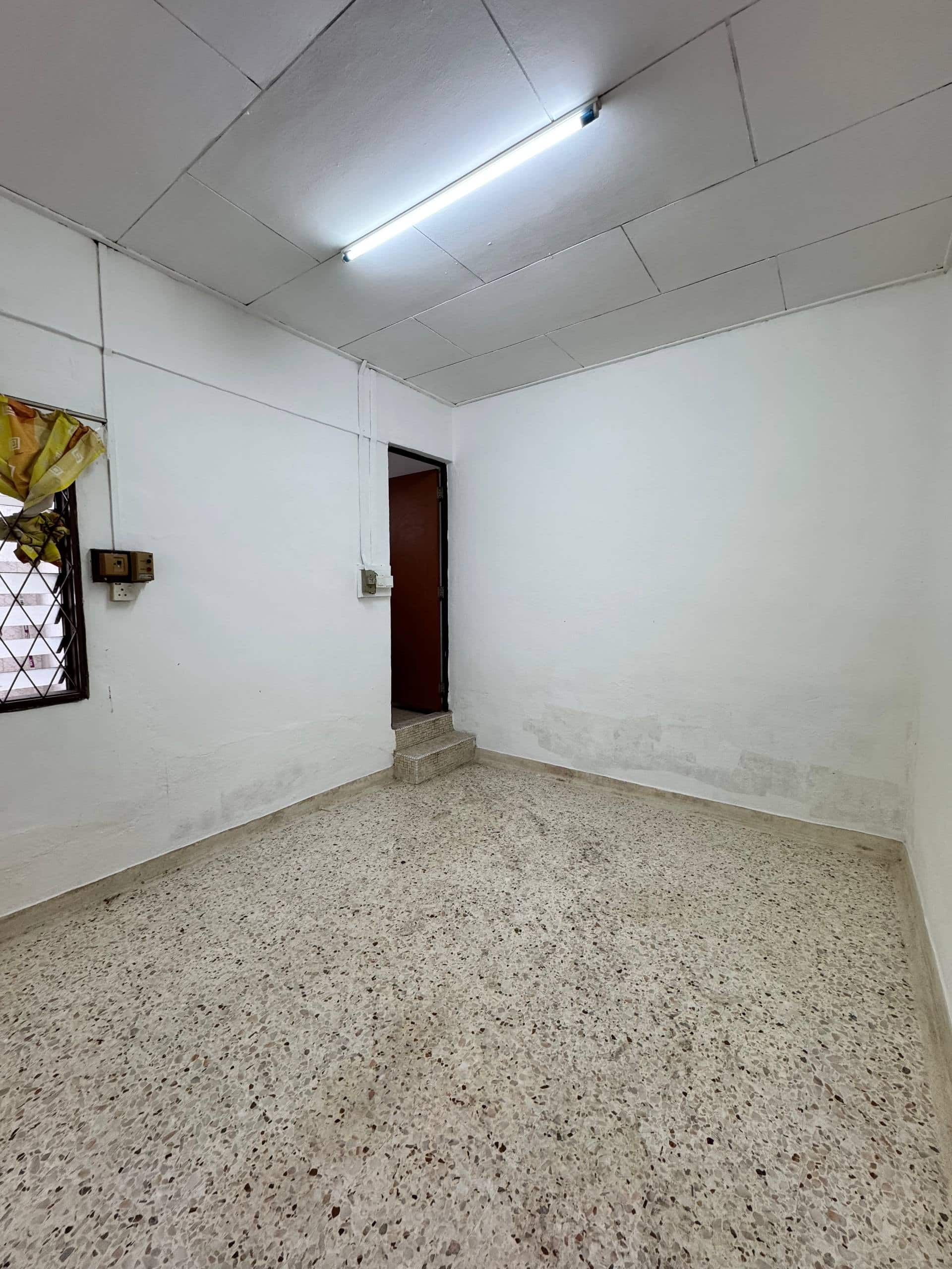 Single Storey Terrace House Taman Ungku Tun Aminah 6