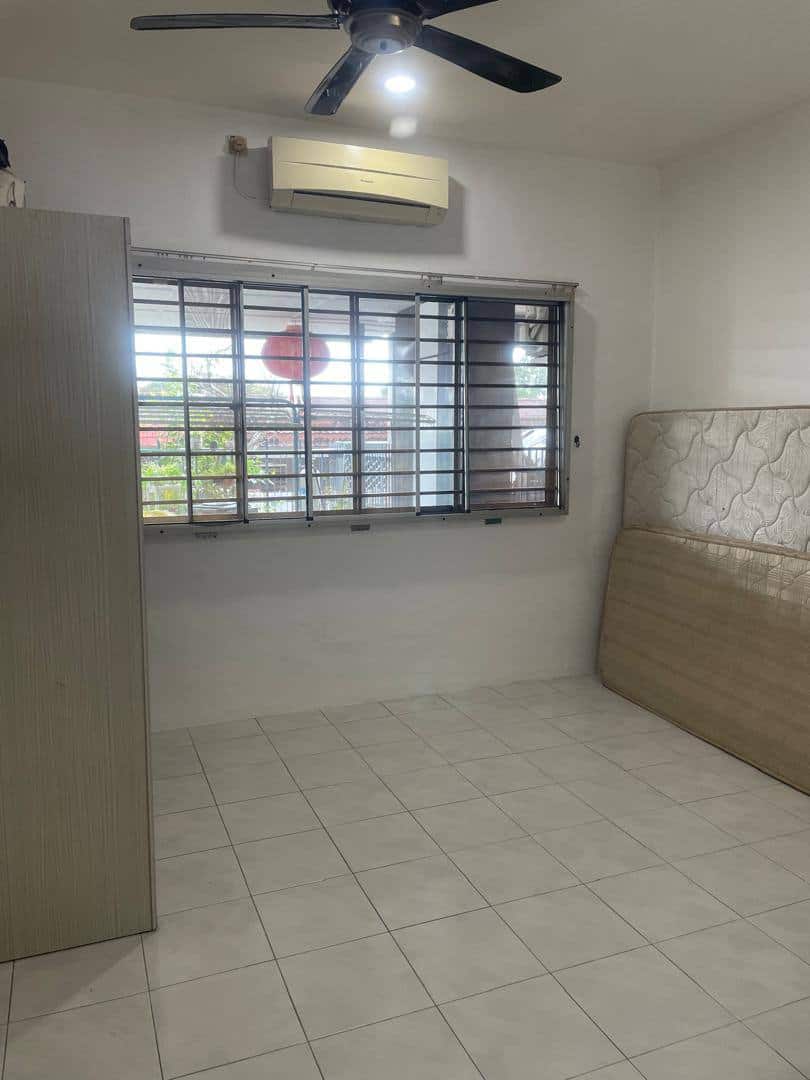 Single Storey Terrace House Kulai 4