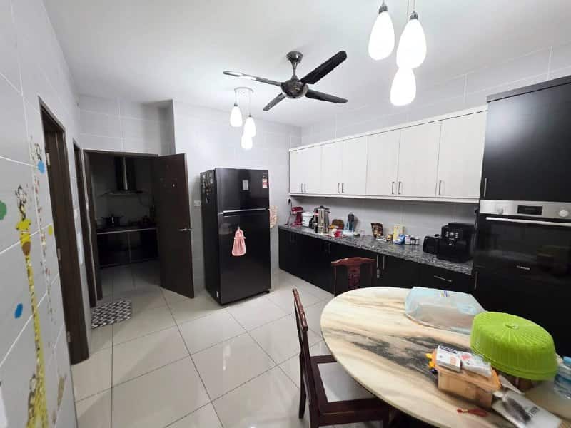 2-Storey Terrace Nusa Idaman 4