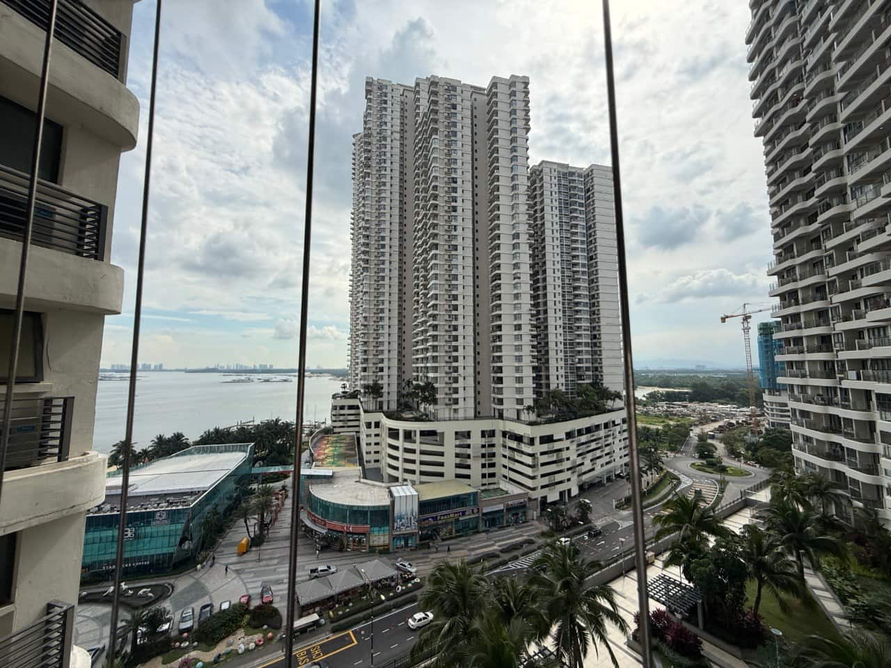 Condominium Amberside Country Garden Danga Bay 11