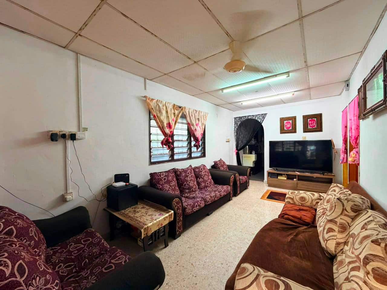 Single Storey Endlot Low Cost Taman Universiti 1