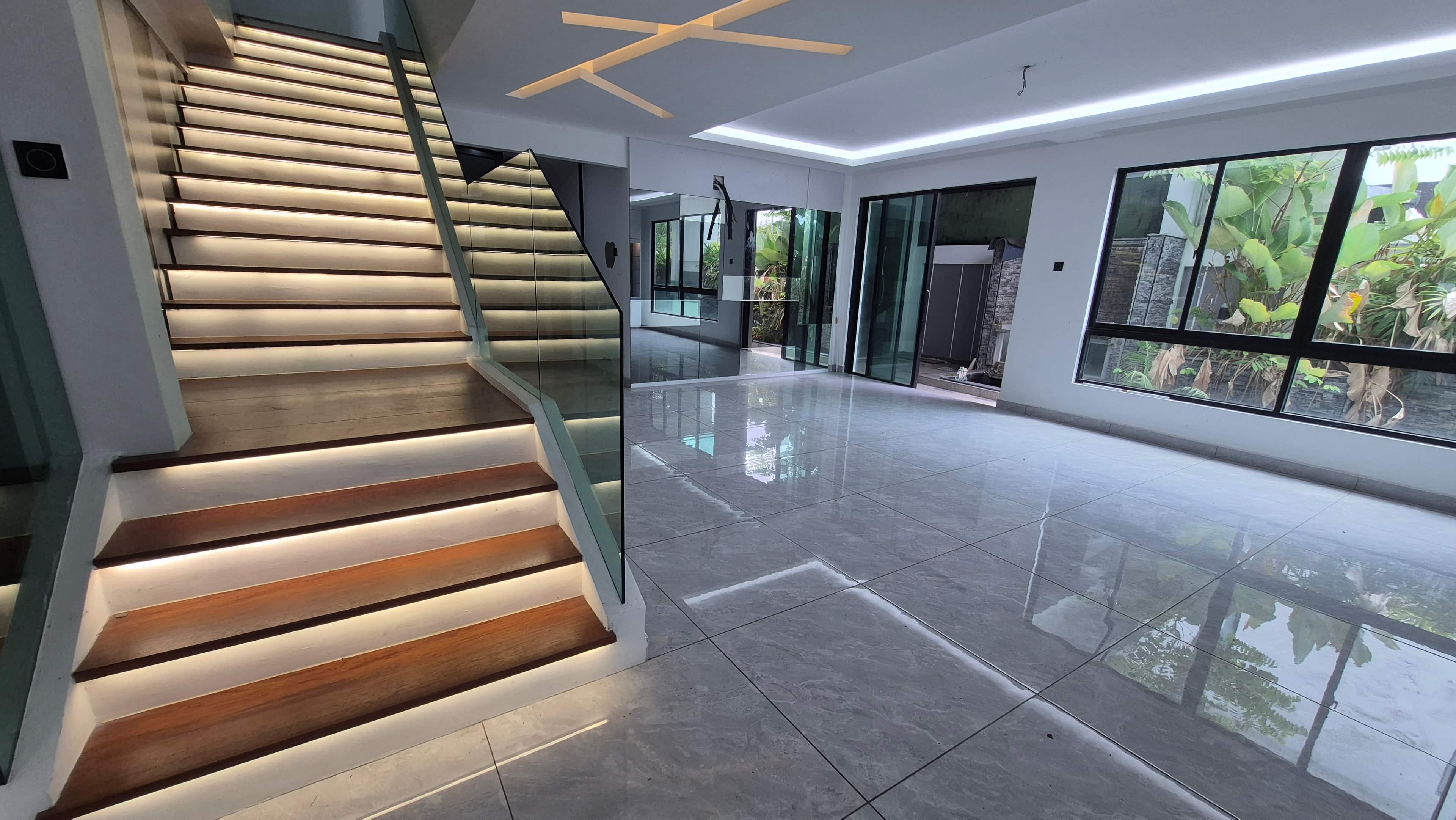 Double Storey Cluster House Austin Duta 6