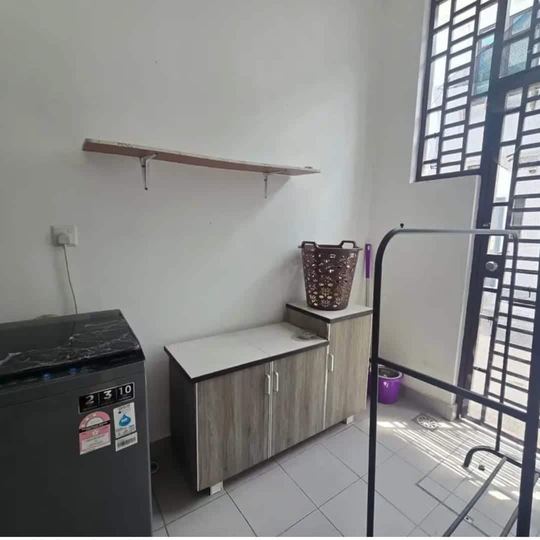 Double Storey Terrace Seri Austin Dahlia, Taman Seri Austin 4