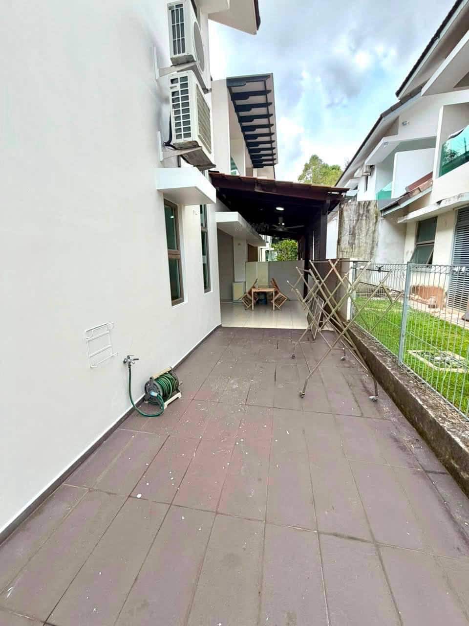 2-Storey Semi-D East Ledang 6