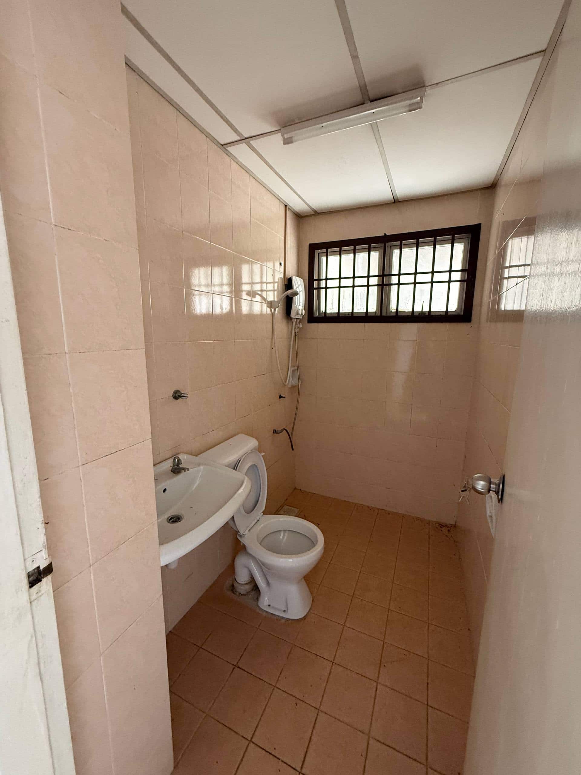 Apartment Plentong 6