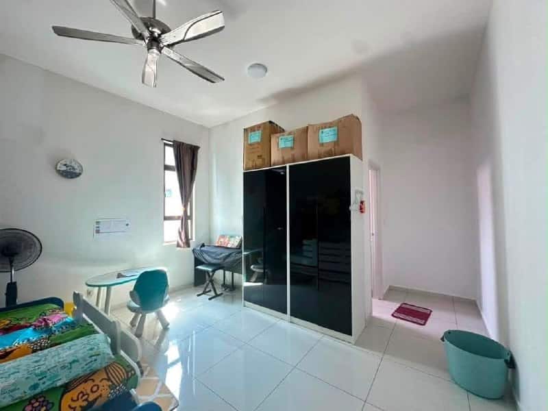 2-Storey Link Bungalow Bukit Indah 7