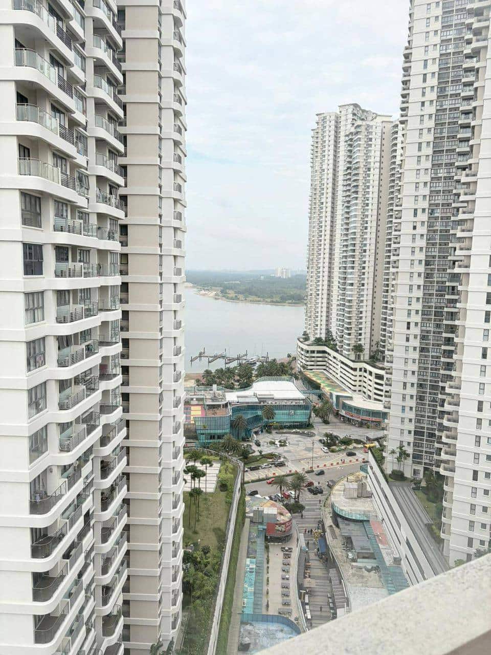 Condominium Bay Point 2