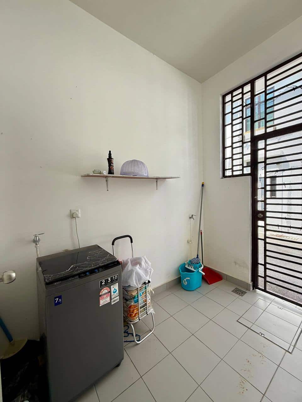2-Storey Terrace House Seri Austin 7