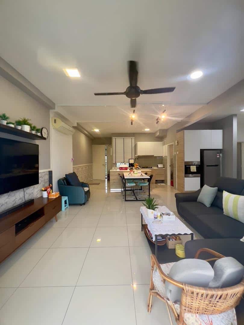 Apartment D Lagoon Seri Austin 1