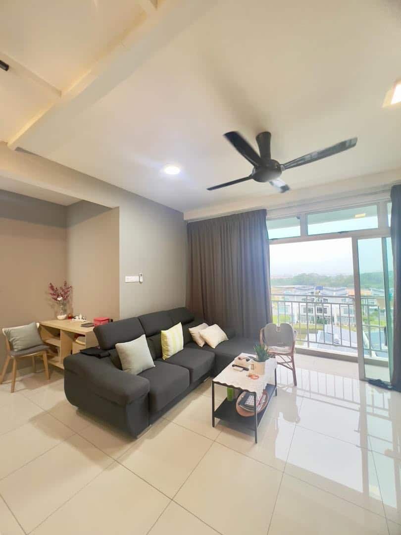 Apartment D Lagoon Seri Austin 2