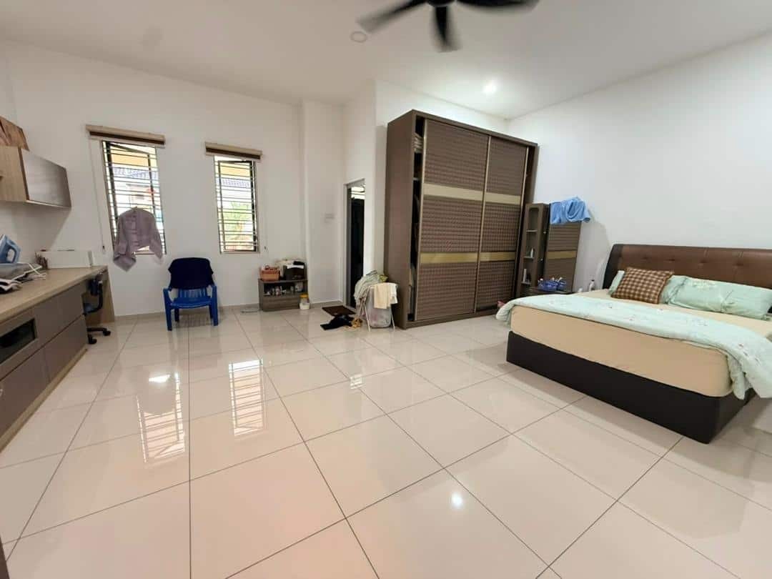 2-Storey Corner Lot House Taman Pulai Utama 2