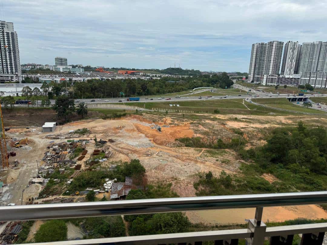 Condo Kempas Indah 6