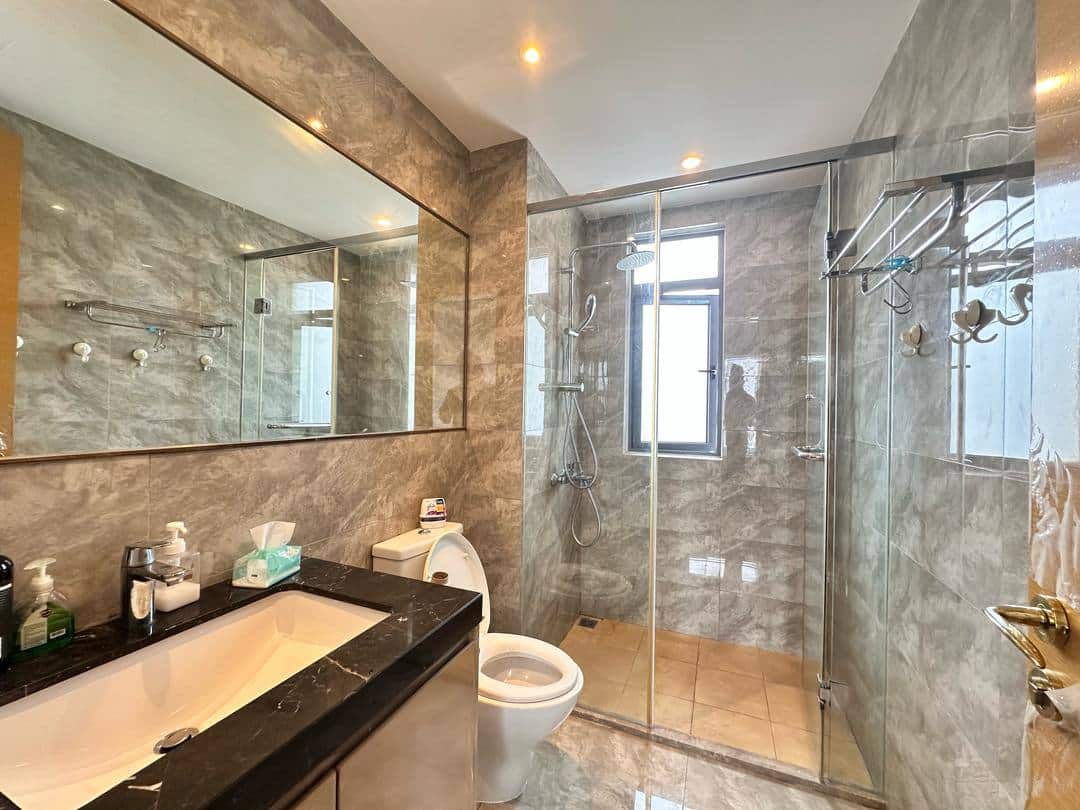 Condominium R&F Princess Cove 8