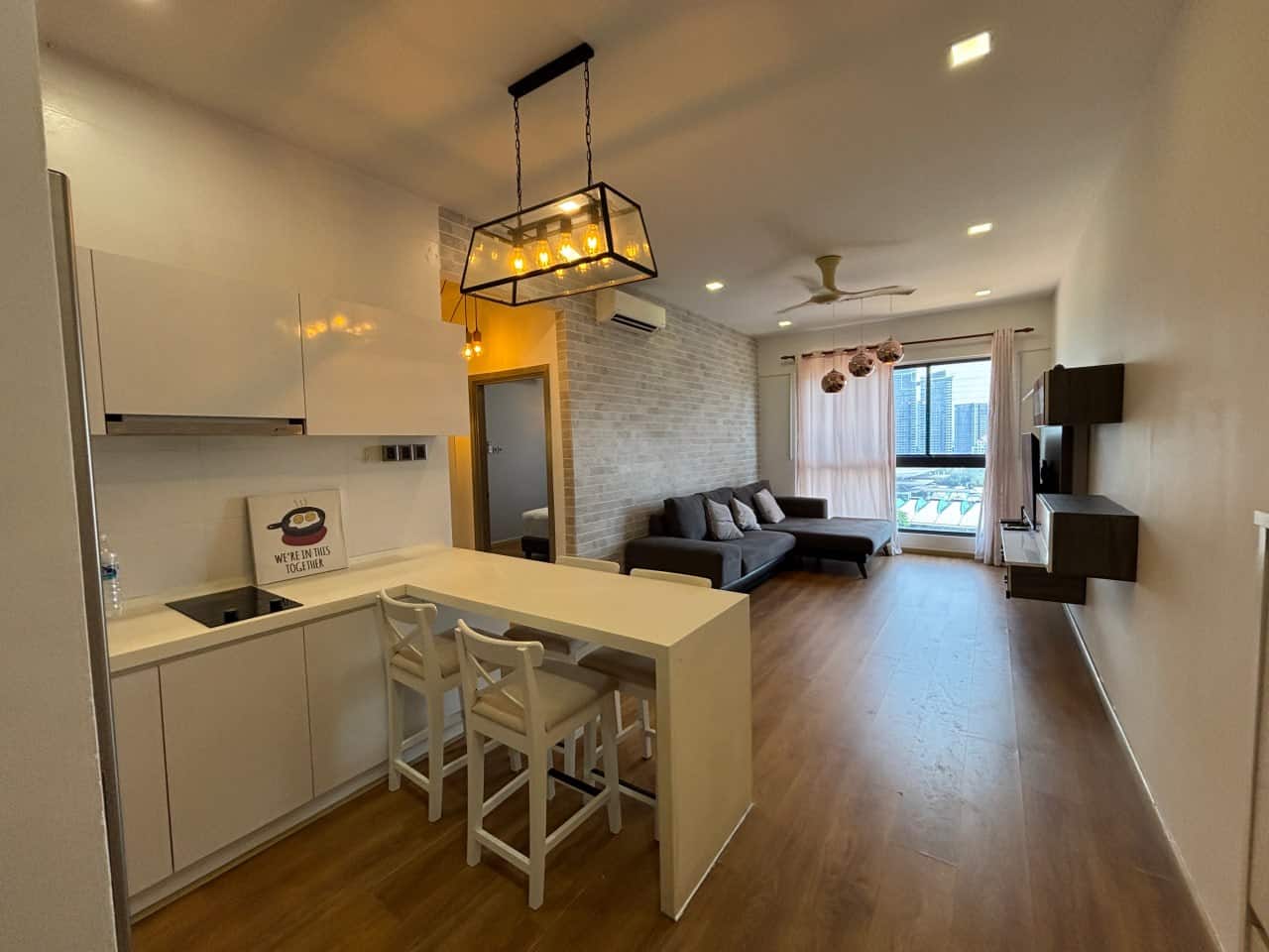 Condominium V @ SummerPlace 1