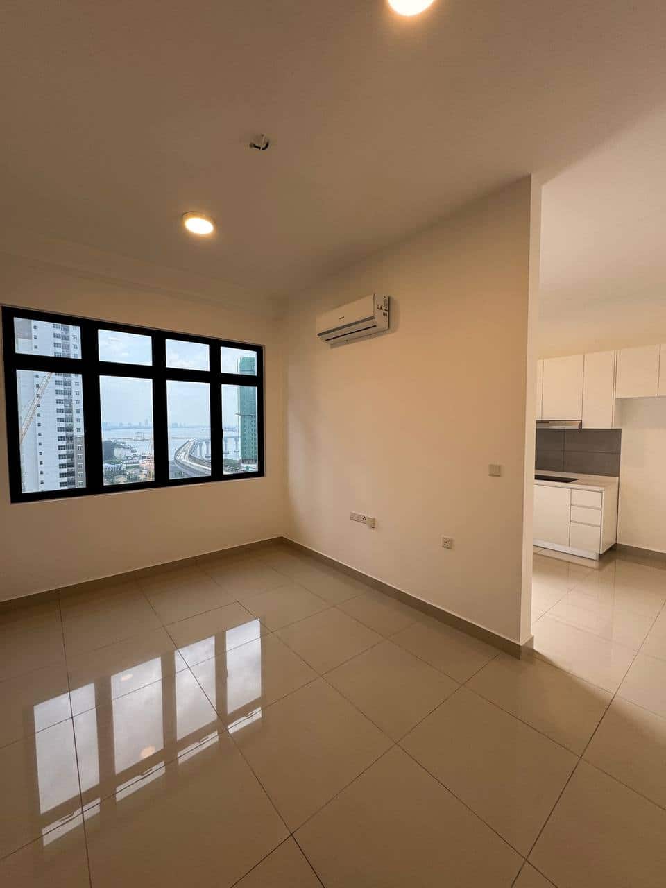 Condominium Meldrum Heights 3